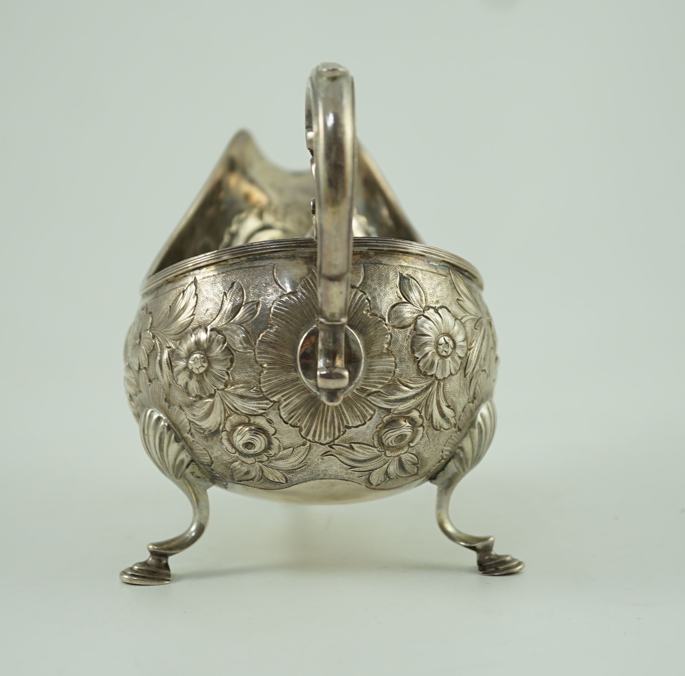 A George III Irish silver sauceboat, by Matthew West